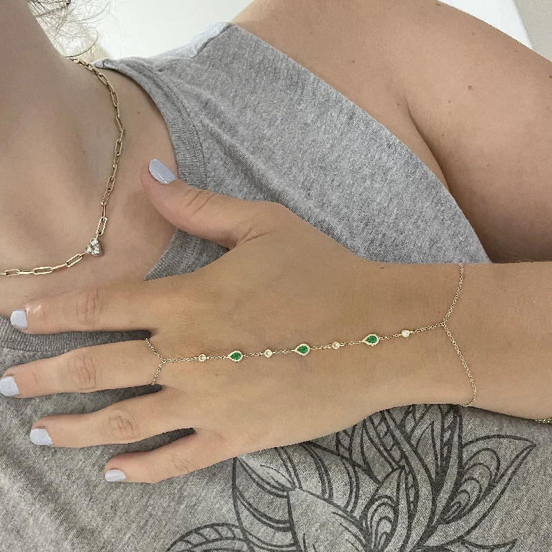 14K GOLD DIAMOND AND EMERALD HAND CHAIN