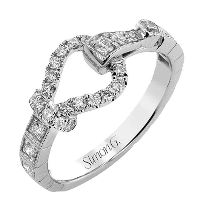 Simon G. Diamond Buckle Link Ring in 18K White Gold