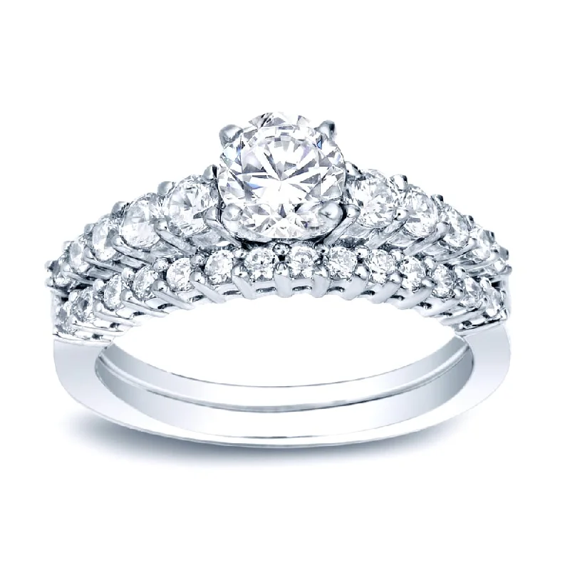 Auriya Platinum 1ct TDW Certified Round Diamond Engagement Ring Set