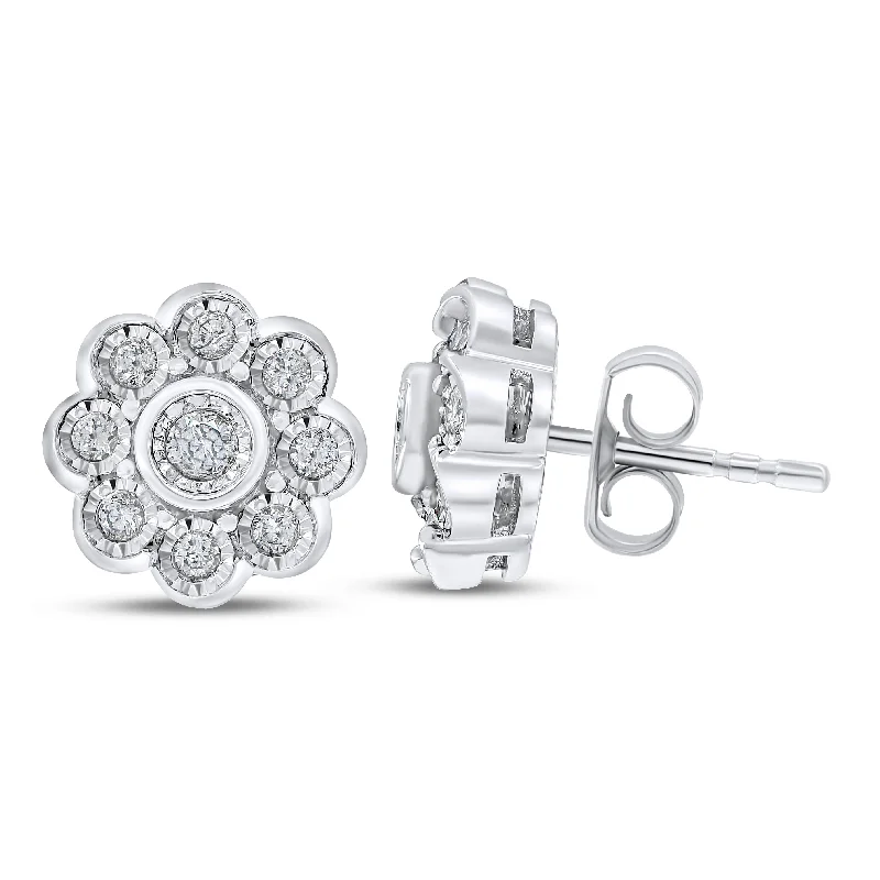 0.25ct Diamond Earrings set in 14KT White Gold / E196352