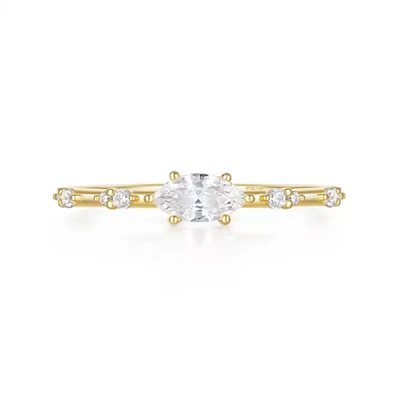 Elegant 18K Gold Plated Marquise-Cut Cubic Zirconia Ring