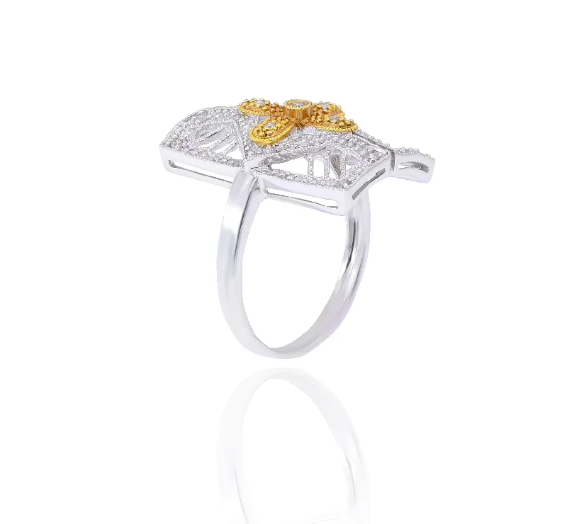 0.15ct Diamond Ring set in 14KT White and Yellow Gold / GR1673