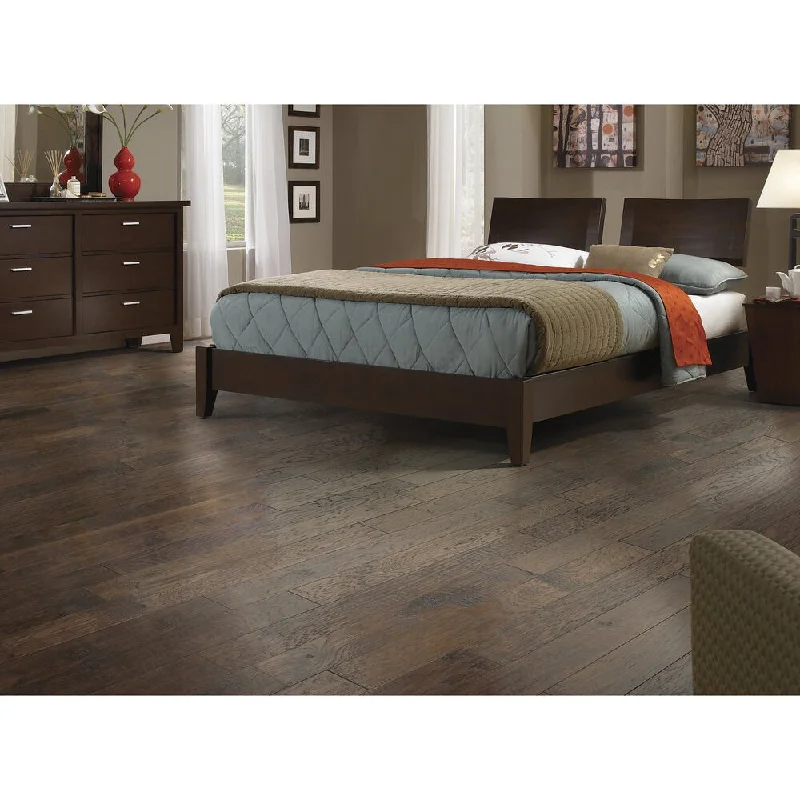 Shaw Industries Allagash Thistle Hardwood Flooring (25.4 Sq Ft)