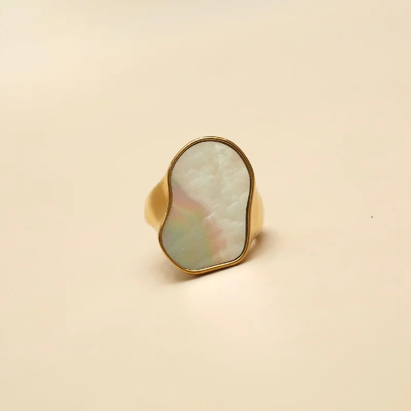 white Shell Ring