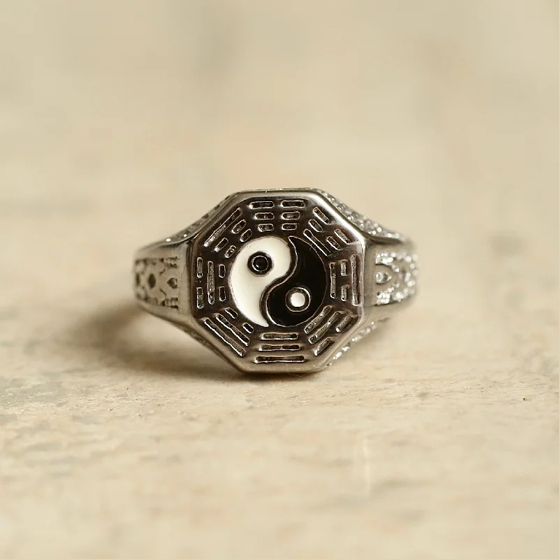 Yin Yang Ring