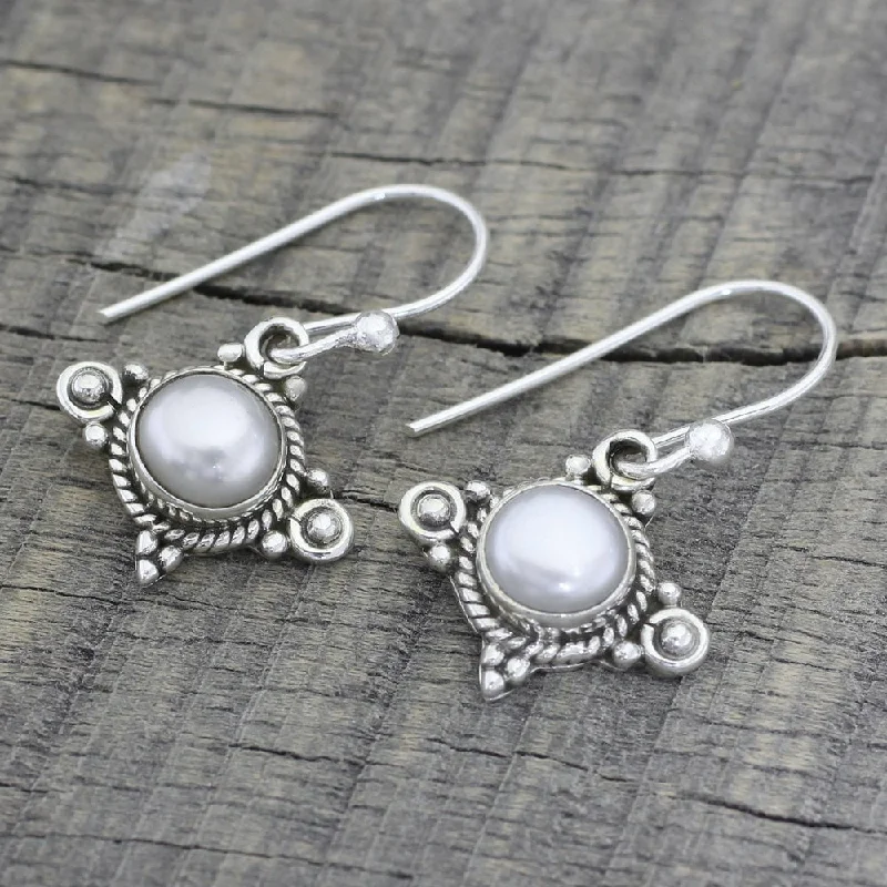 Handmade Sterling Silver 'Incandescence' Cultured Pearl Earrings - White - 0.2